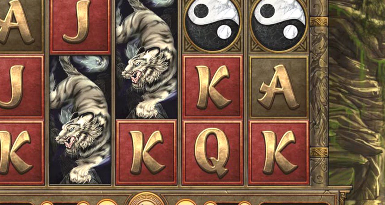 Four Divine Beasts · Tangkapan Layar Aplikasi DOLANTOGEL